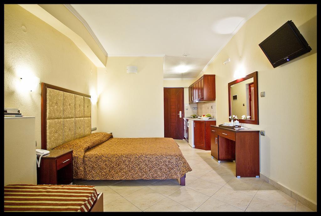 Hotel Sarti Beach Chambre photo